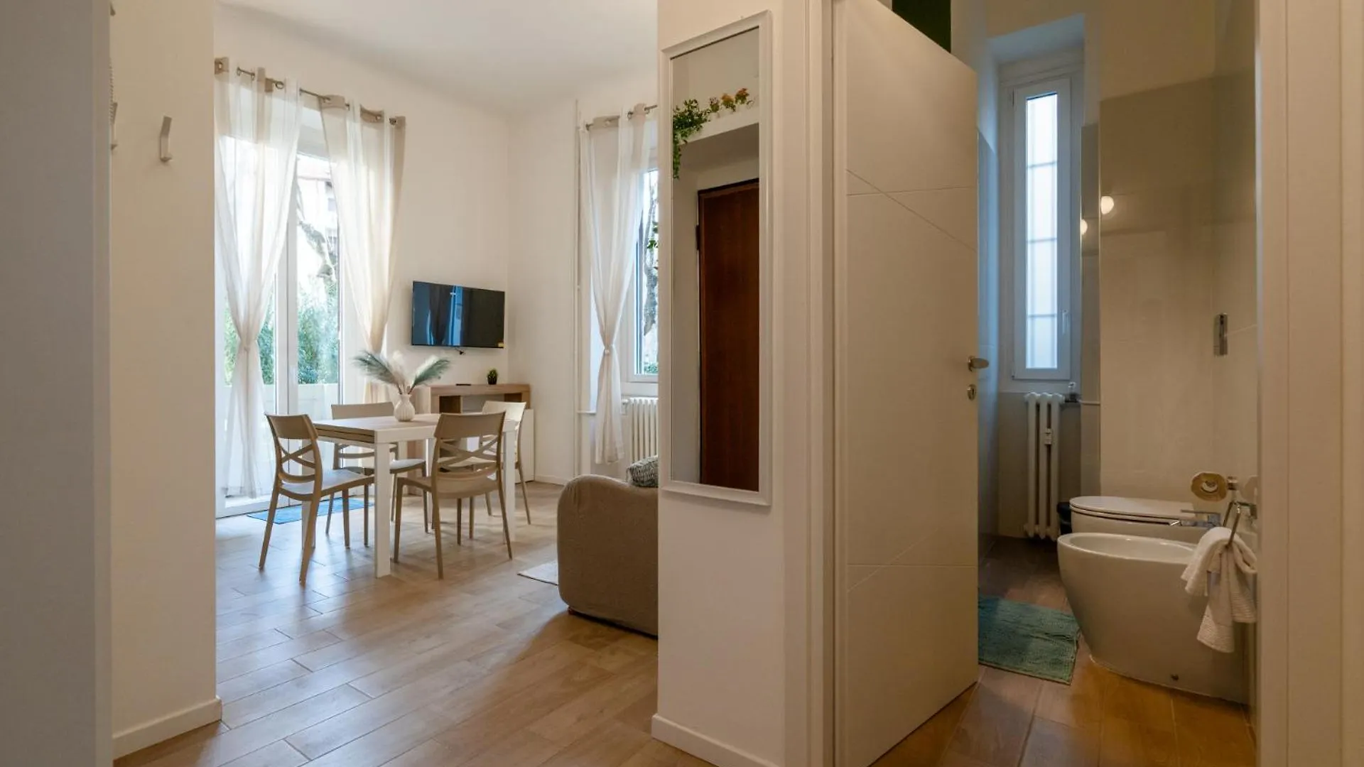 Pascoli Garden Apartment Citta Studi Mediolan Włochy