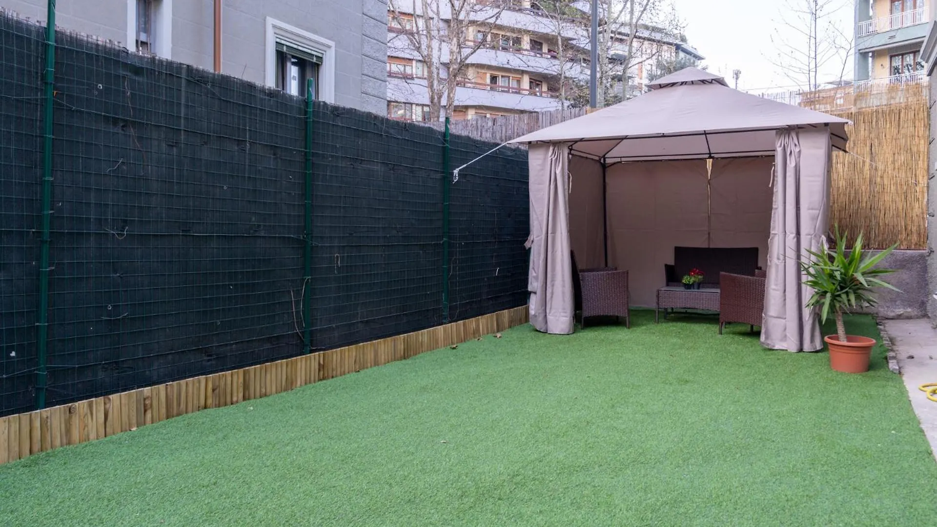 Pascoli Garden Apartment Citta Studi Mediolan